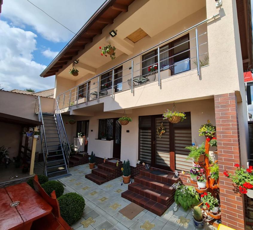 Splendid House photo 2