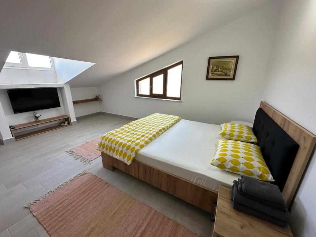 Serenity Apartments and Studios photo 2