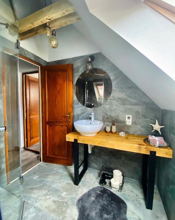 Rustic Comfort House photo 3