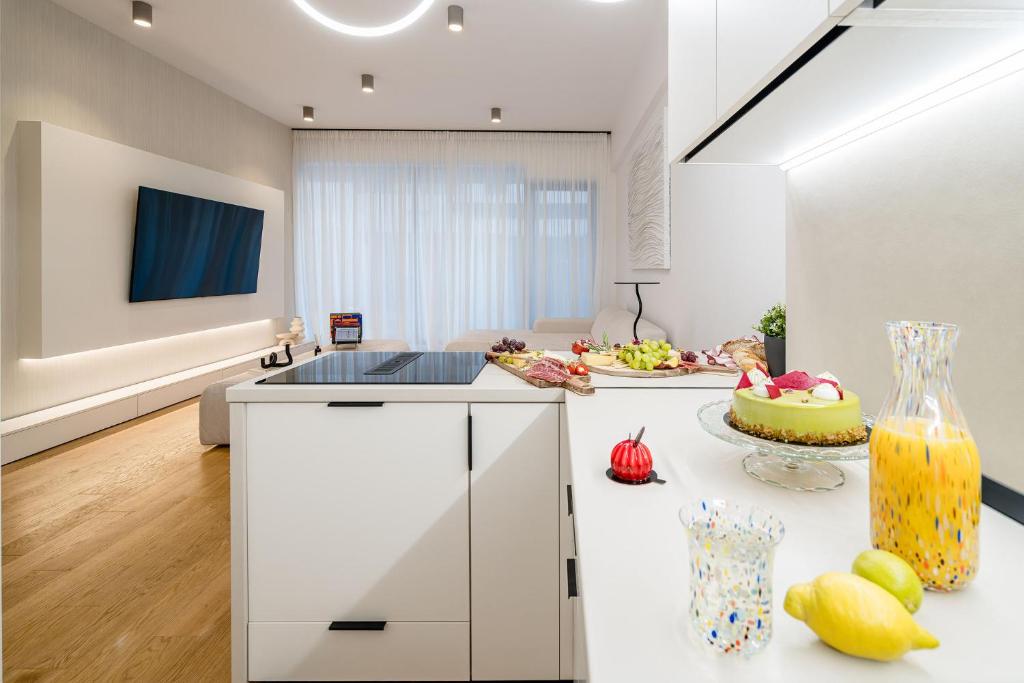 Urban Deluxe Igloo with Jacuzzi&Garden photo 3