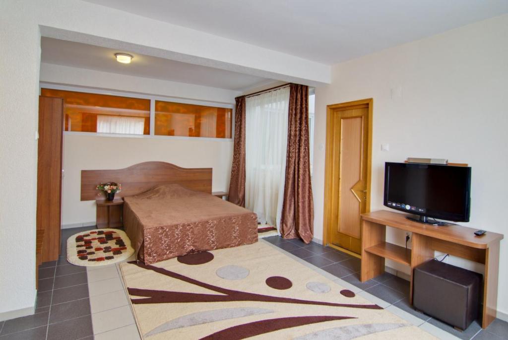 Hotel Tranzzit photo 2