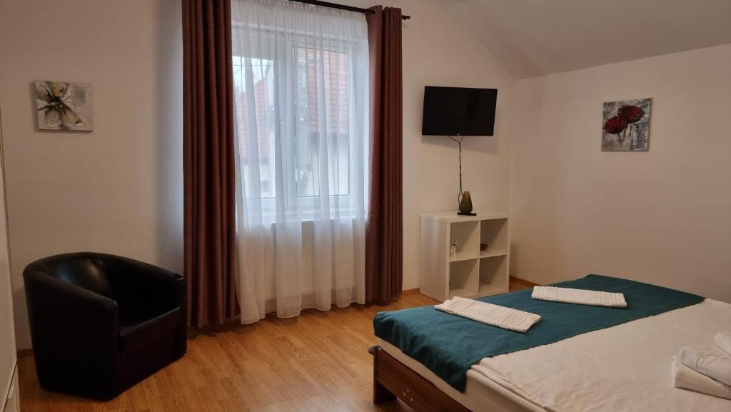 RORO Residence - 2 apartamente într-o vilă central photo 2