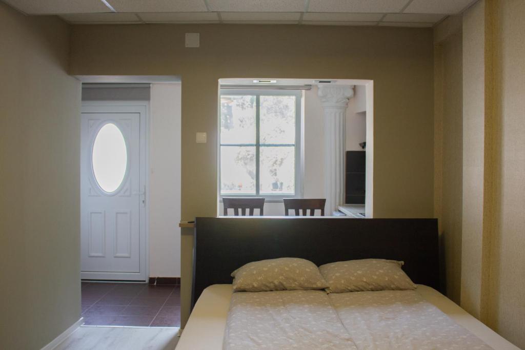 YOX apartment 4 photo 2