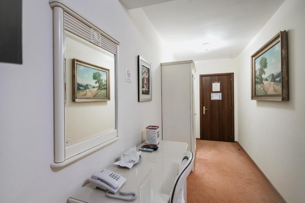 Hotel Royal Craiova photo 3