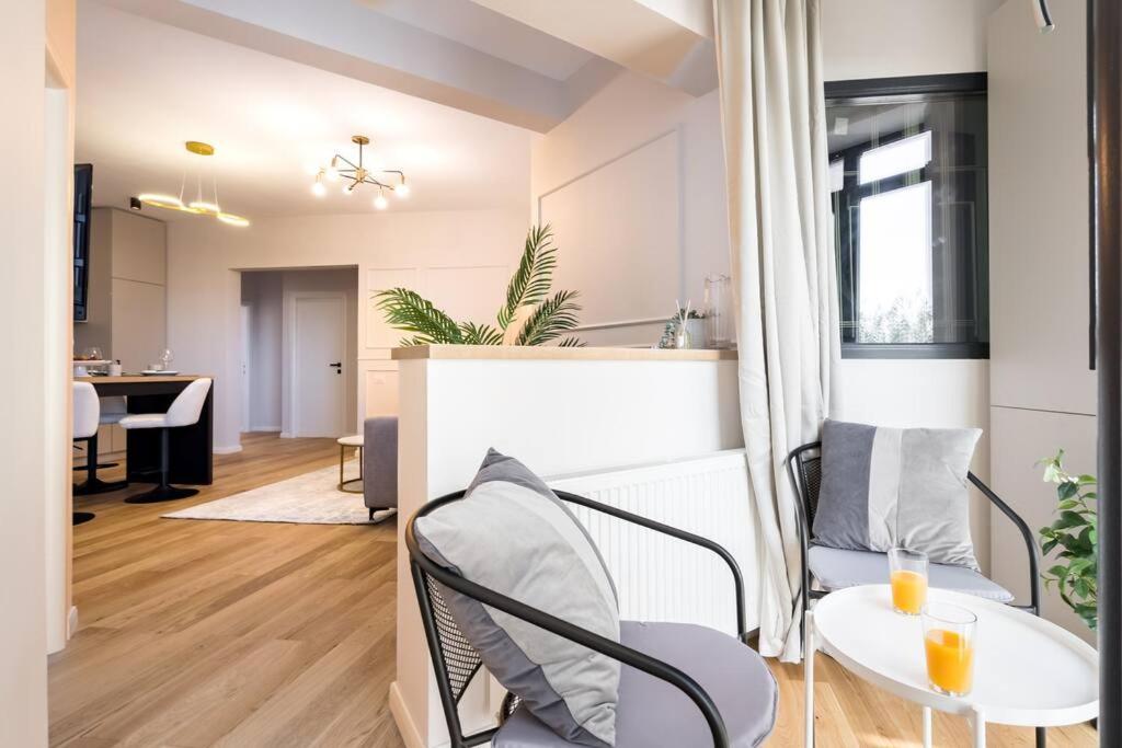Stunning Views 3BR Sunny Flat - Amazing Terrace photo 3