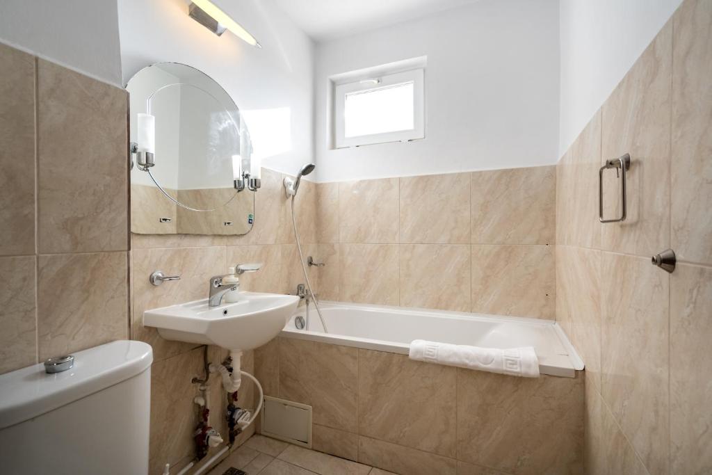 Titan - Park Lake - Studio 37 by MRG Apartments photo 3