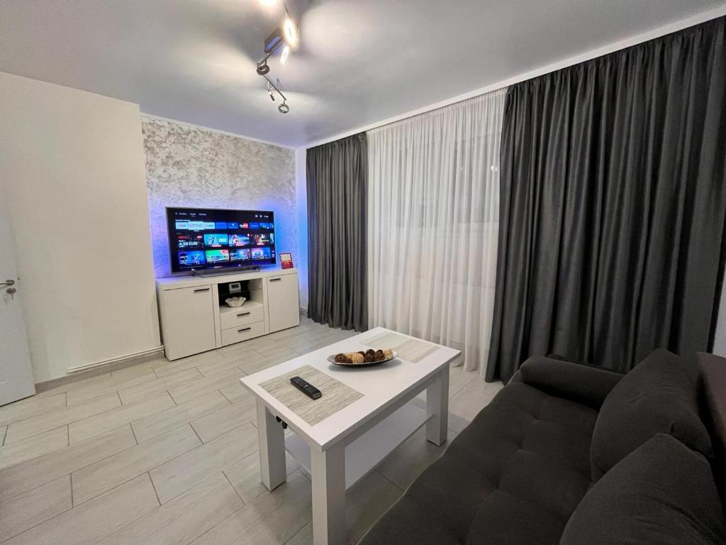 WHITE & SILVER LUXURY Apartament — photo 1