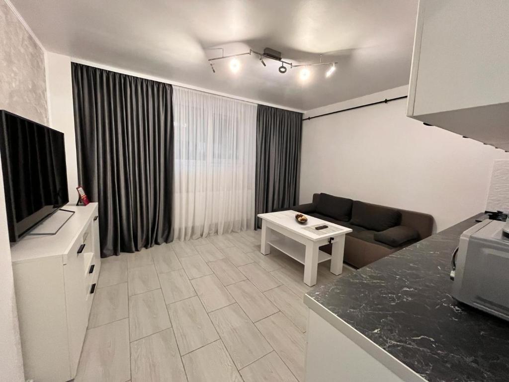 WHITE & SILVER LUXURY Apartament photo 2