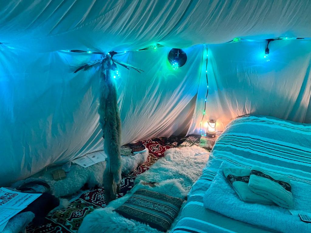 Romantic Wildlife Tipi Teepee Tomnatic Bihor Romania Apuseni photo 2