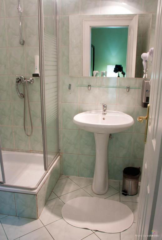 Szilagyi Hotel&Restaurant photo 3