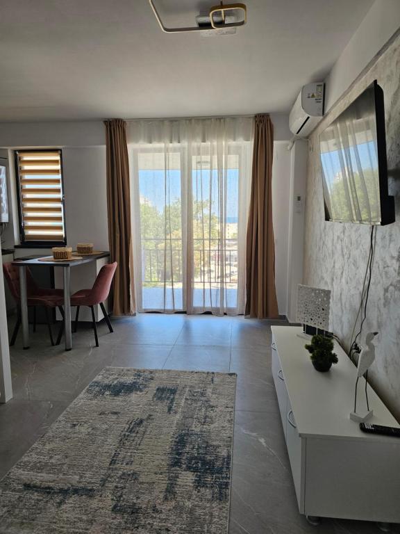ZEN STUDIO SATURN Sea View — photo 1