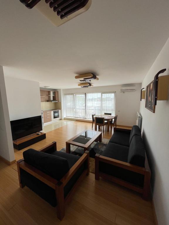 Sunny two room apartment — photo 1