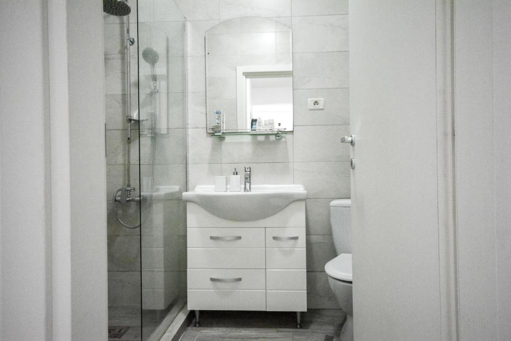Sea View Apartment photo 3