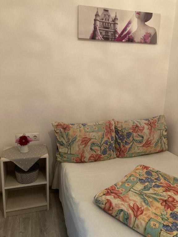 Small Studio2 photo 2