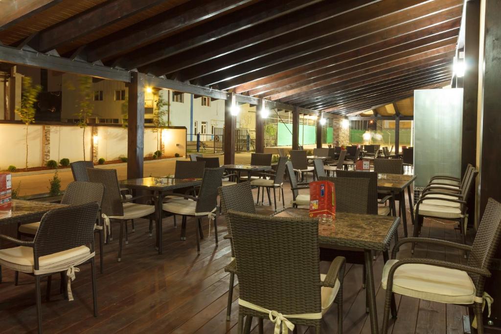 YMY HOTELS Târgu Jiu photo 3