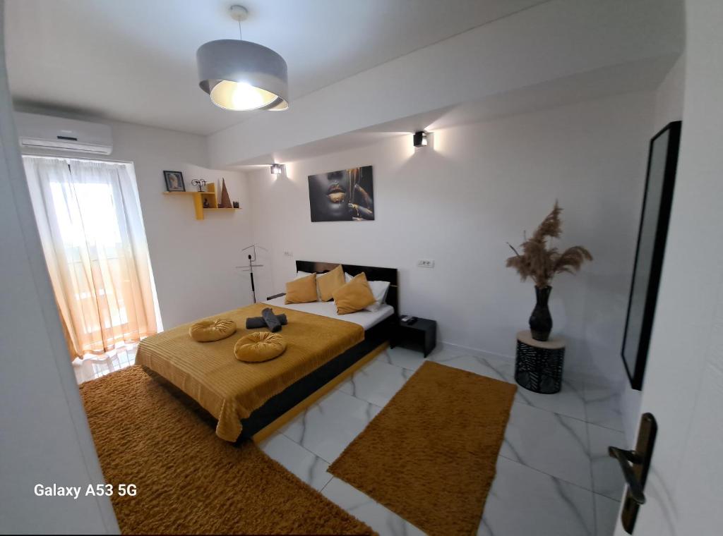 Sunset Boulevard Apartment Mamaia photo 2
