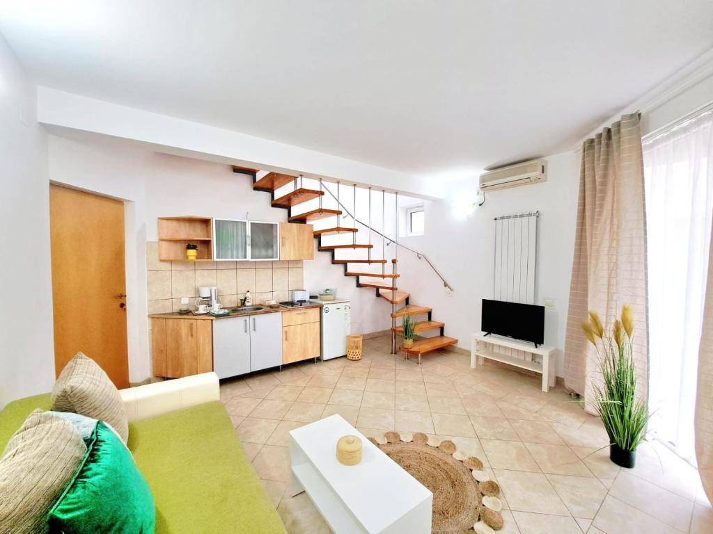 Taboo Duplex Apartments photo 2