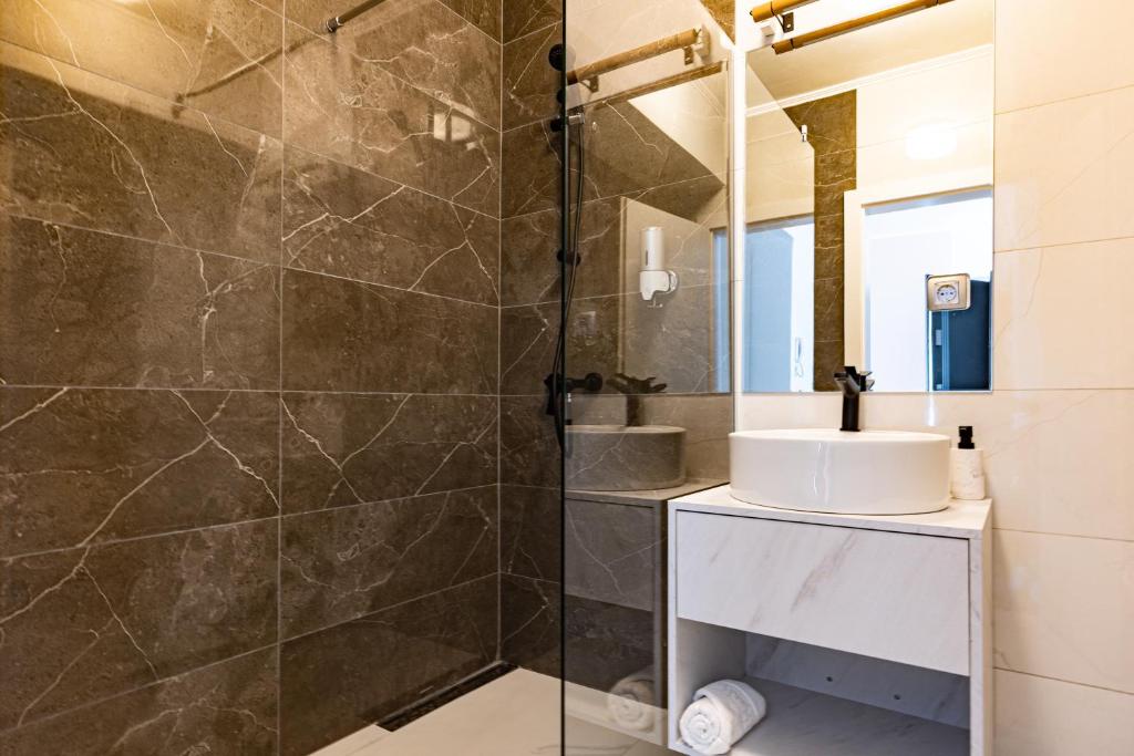 Tower Apartments photo 3