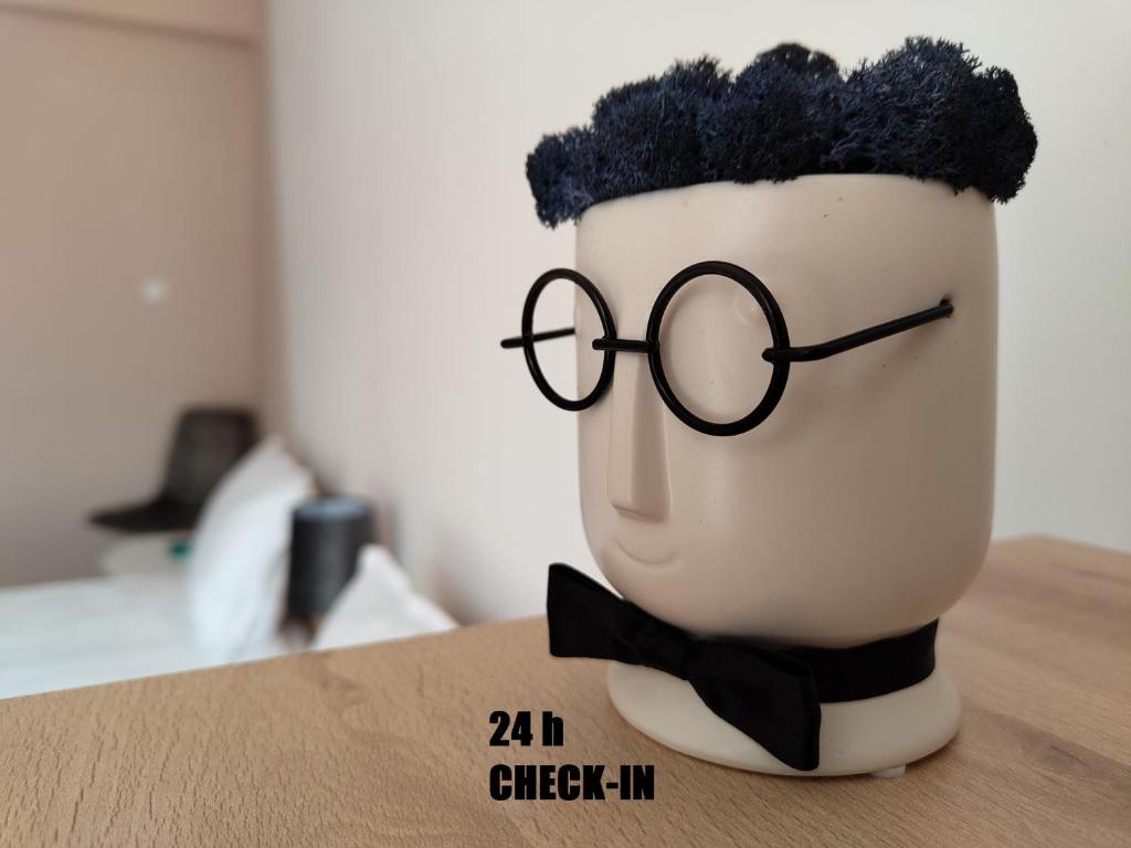 Ten's Apartment - spatios si linistit — photo 1