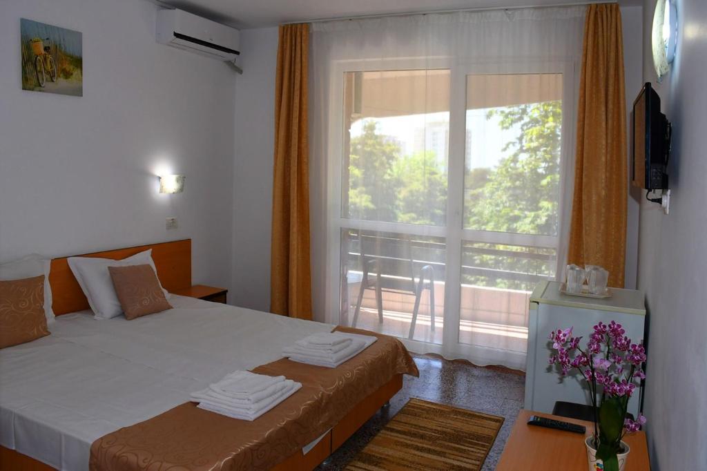 Hotel Sanda photo 2