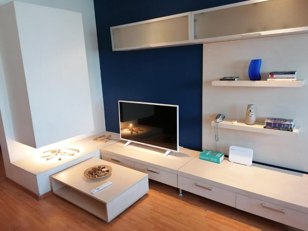 Wenie Apartment by EasyBucharest — photo 1