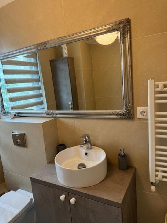 Silver Apartments near Airport&Mall photo 3