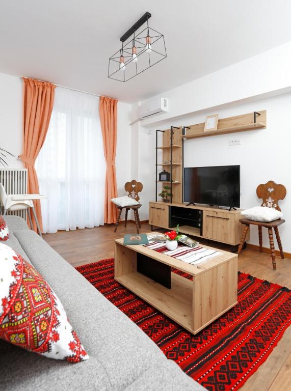Traditional Romanian Apartment photo 3