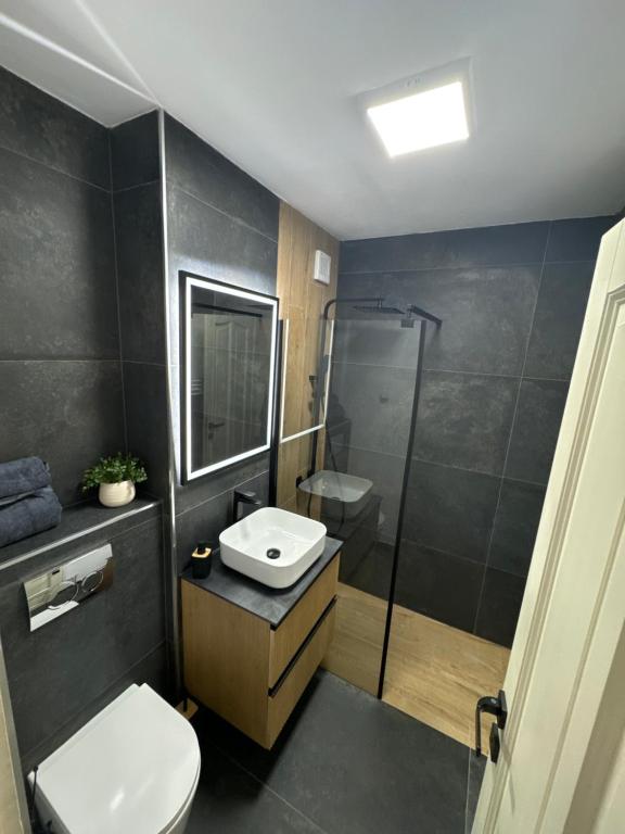 Signature Residence photo 3