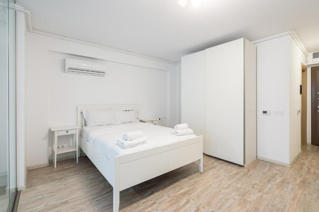 Kondo 9 - Stylish Studio in Roka Residence photo 2