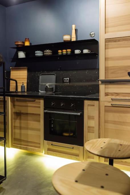 Luxury Downtown photo 3