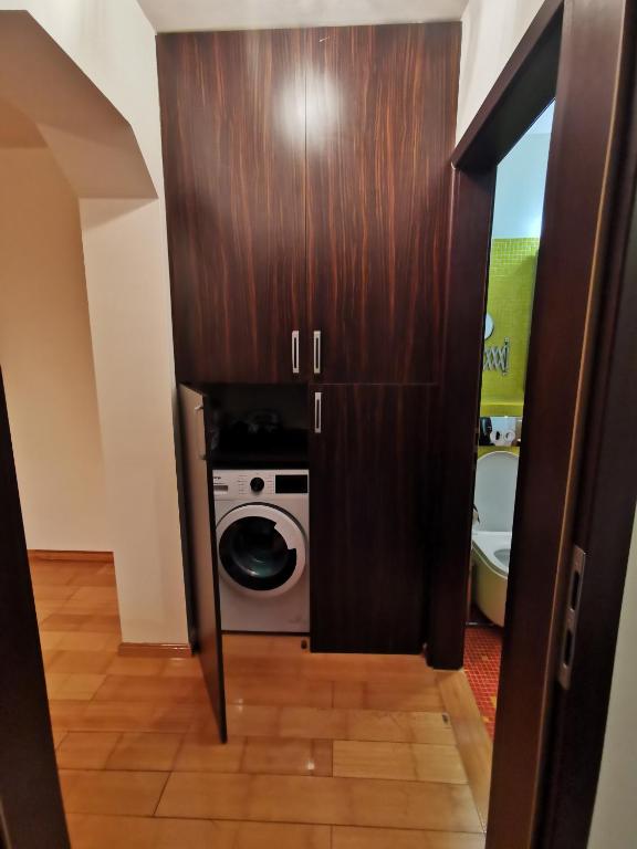 Comfy & Pleasant Apartment 10 min walk to Downtown photo 3