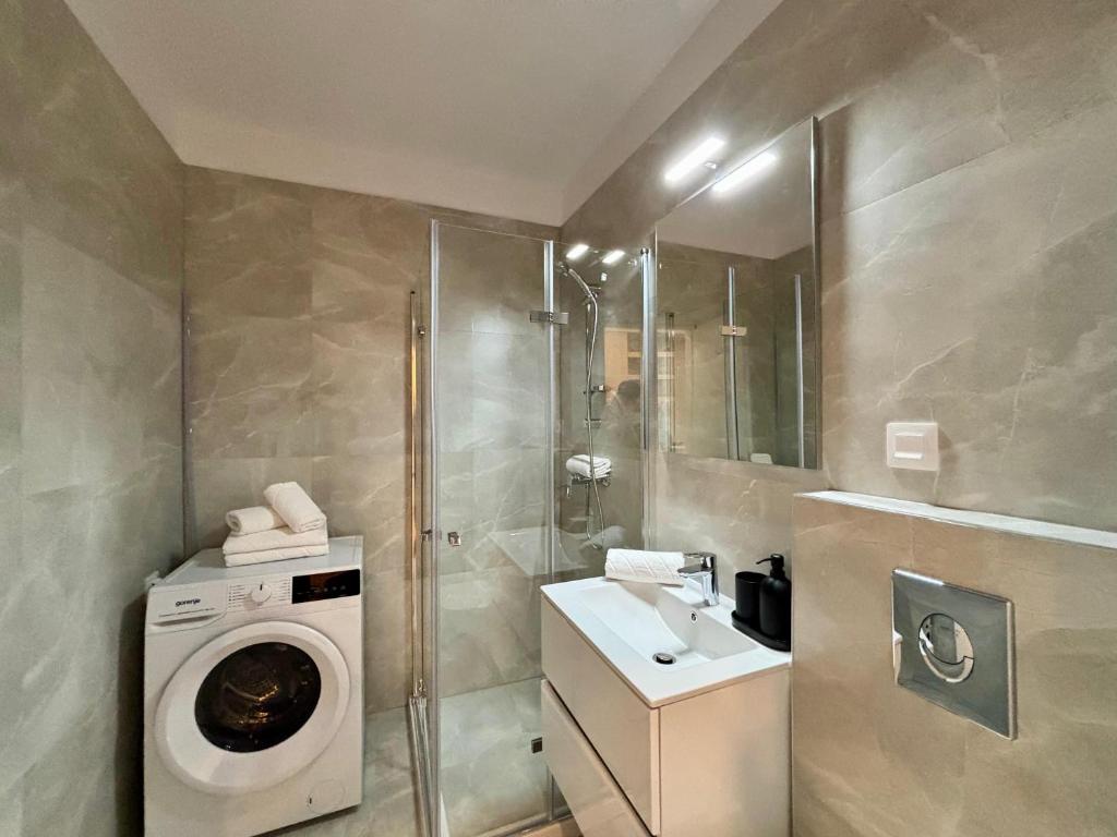 Studio No 208 Lebada Lake Residence photo 3