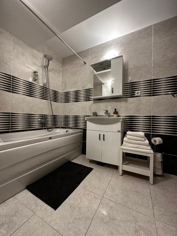 Terrace apartments otopeni ! photo 3