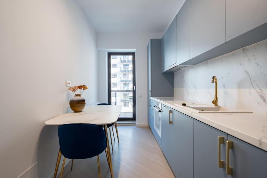 THE Prussian Blue Suite photo 3