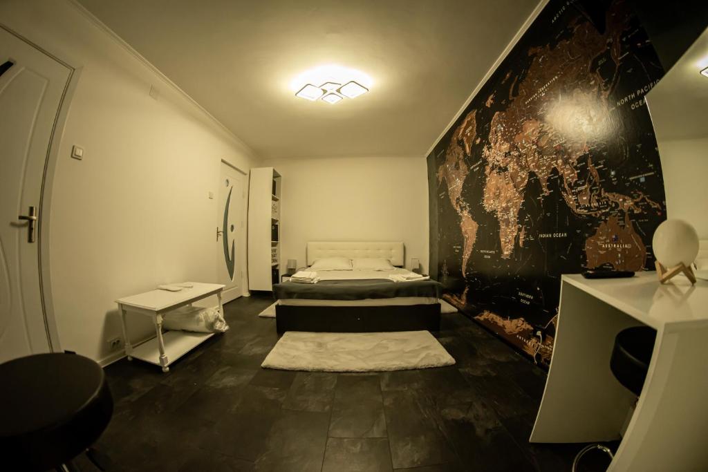 Studio Six Continents — photo 1