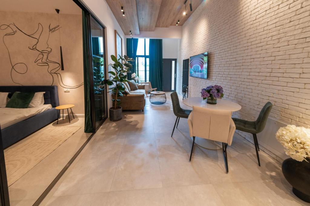 The Public Aparthotel 3 — photo 1