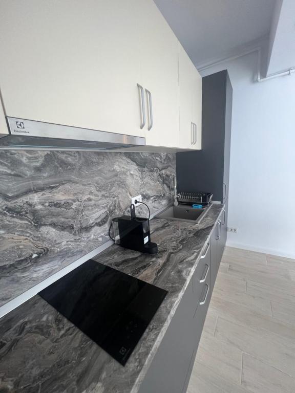 Sunrise Bel Air Apartments photo 3