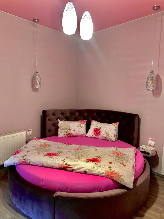 Sweet Pink by Miro Apartment Early Checkin photo 2