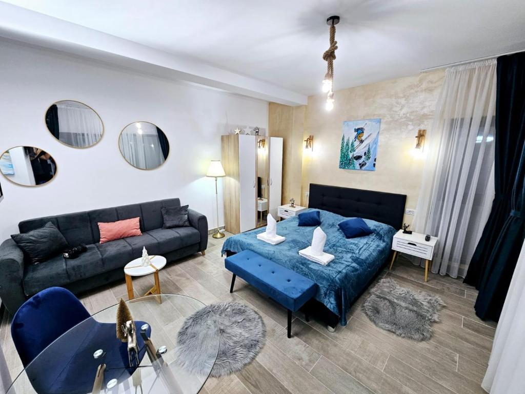 Triple room with Balcony Transalpina Ski Resort - TRI1 — photo 1