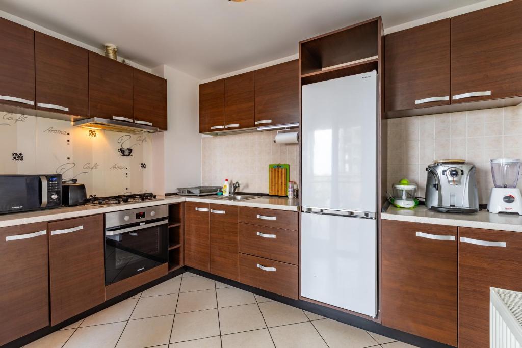 RING ApArt Hotel - Spacious DeLuxe Apartment with Big Terrace and Free Underground Parking photo 2