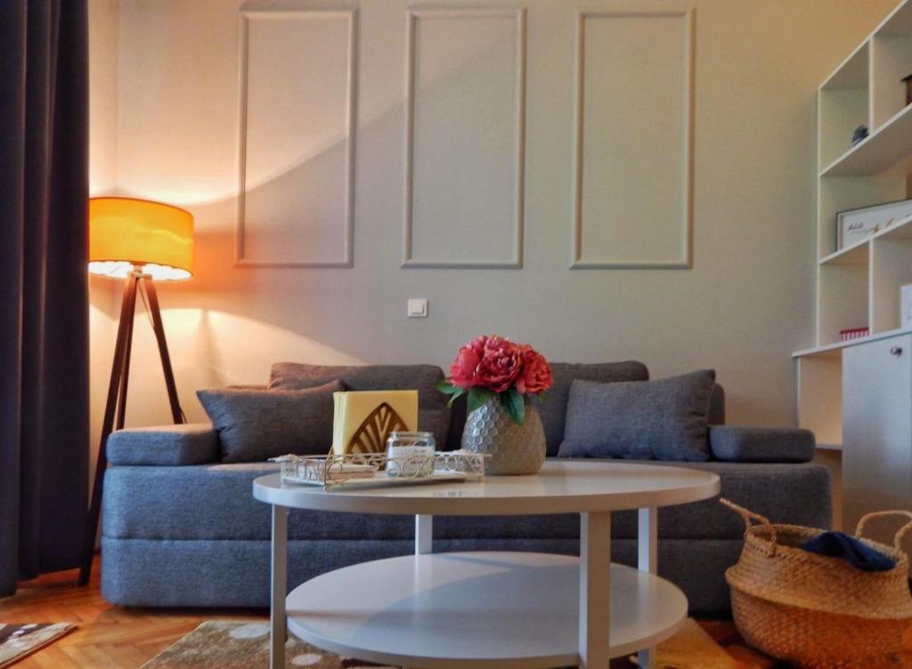 Teo's Flat — photo 1