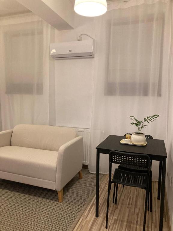 CozyStudio close to center- comfort & privacy photo 2