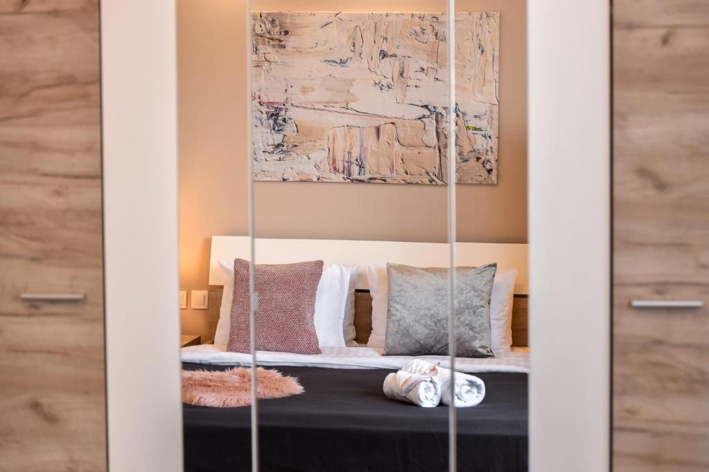 PASTEL HUES - Homey Central Apartment near Armeneasca photo 3