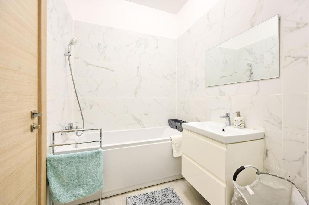 Sunny Home Apartment Nord10 Pool & Playground photo 3