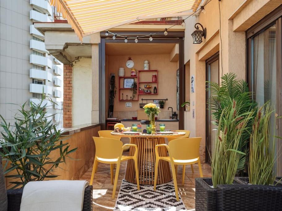 Rooftop Terrace Boho Apt City Center 2 Baths photo 2