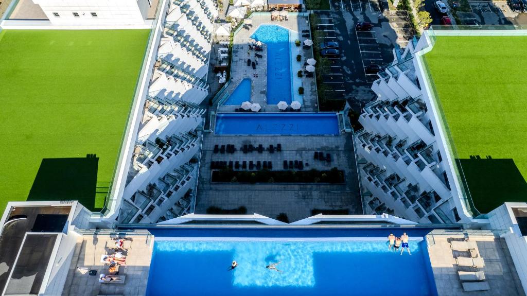 Zyra SeaSide Apartment photo 2