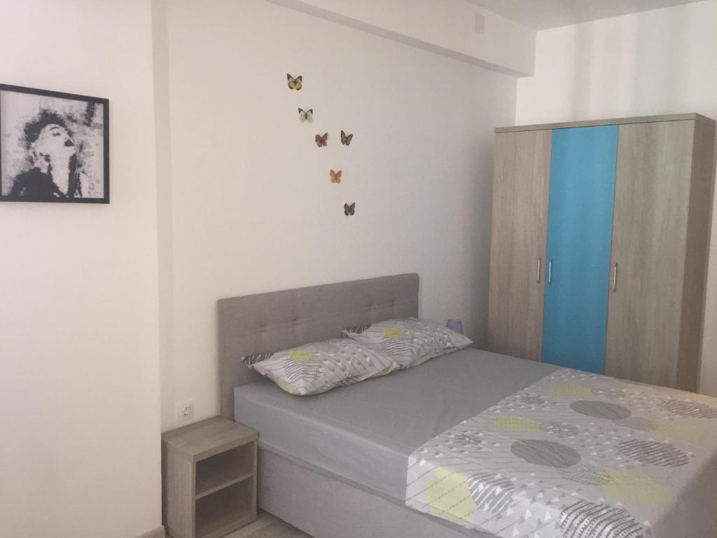 Sunset Apartment photo 2