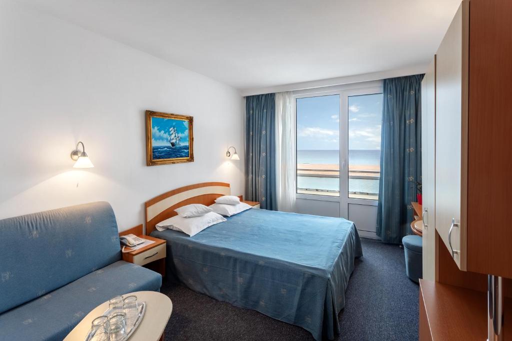 Hotel Sirena Saturn All Inclusive photo 2