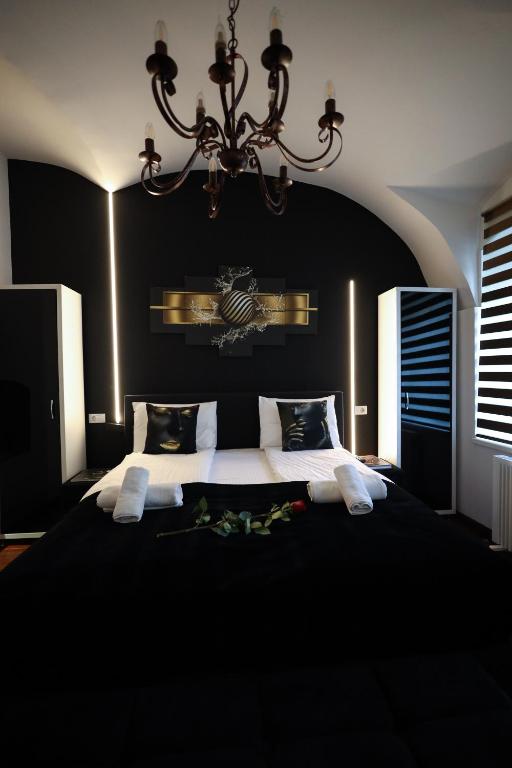 Demiani House — photo 1