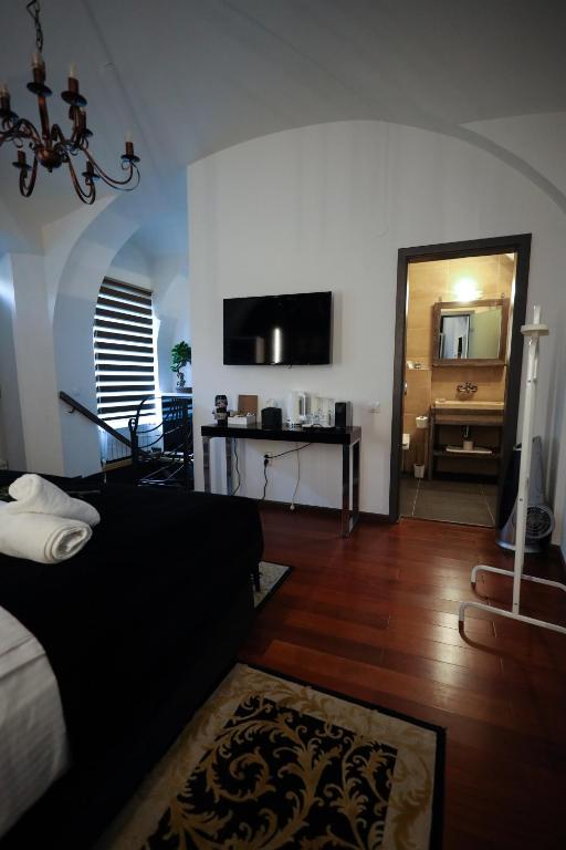 Demiani House photo 3